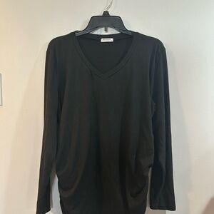 Black V-Neck Long Sleeve Top with stretchy sides size 2XL